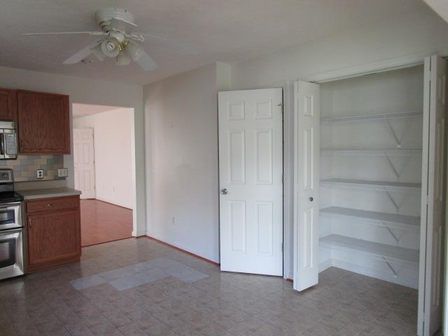 384 Hickory Grove Cir