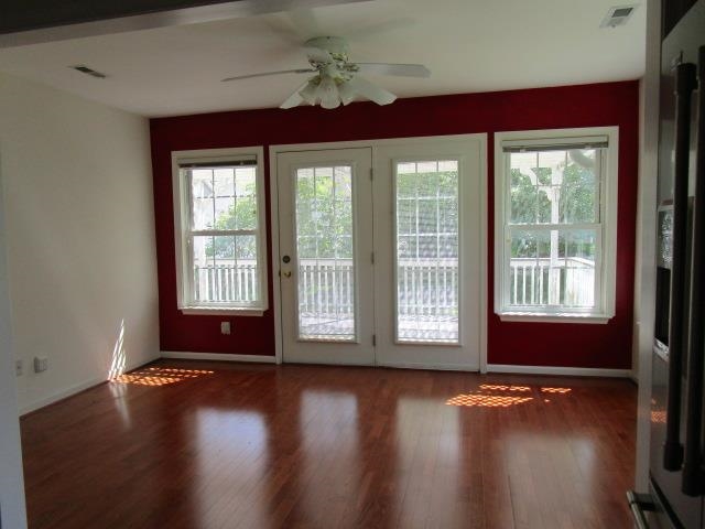 384 Hickory Grove Cir