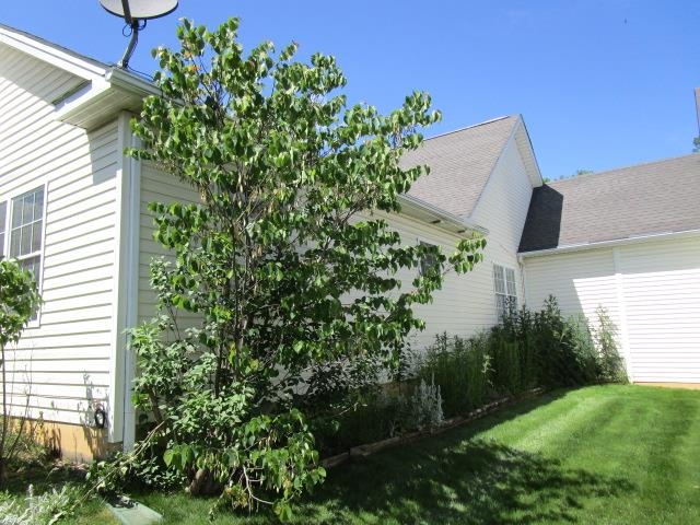 384 Hickory Grove Cir