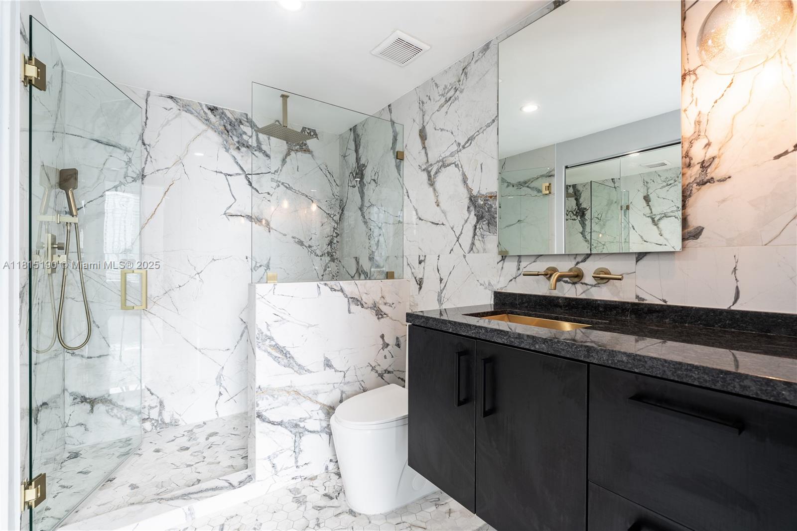 690 SW 1st Ct #3116, Miami FL 33130