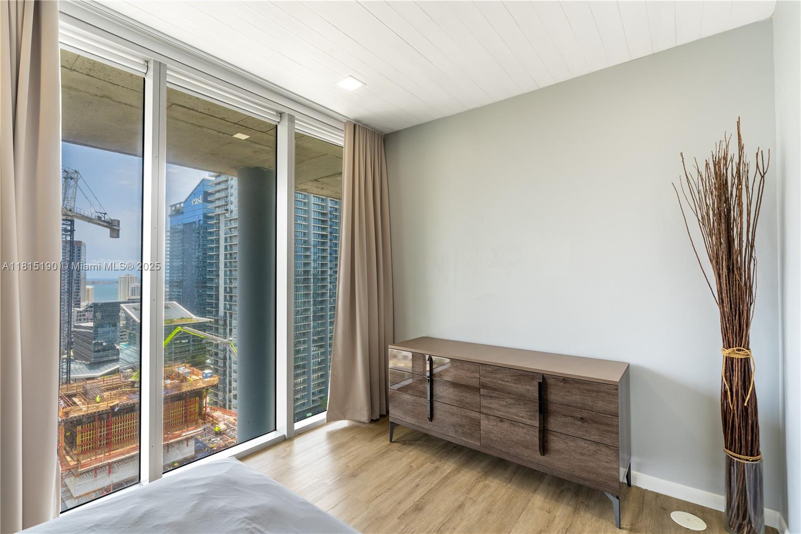 690 SW 1st Ct #3116, Miami FL 33130