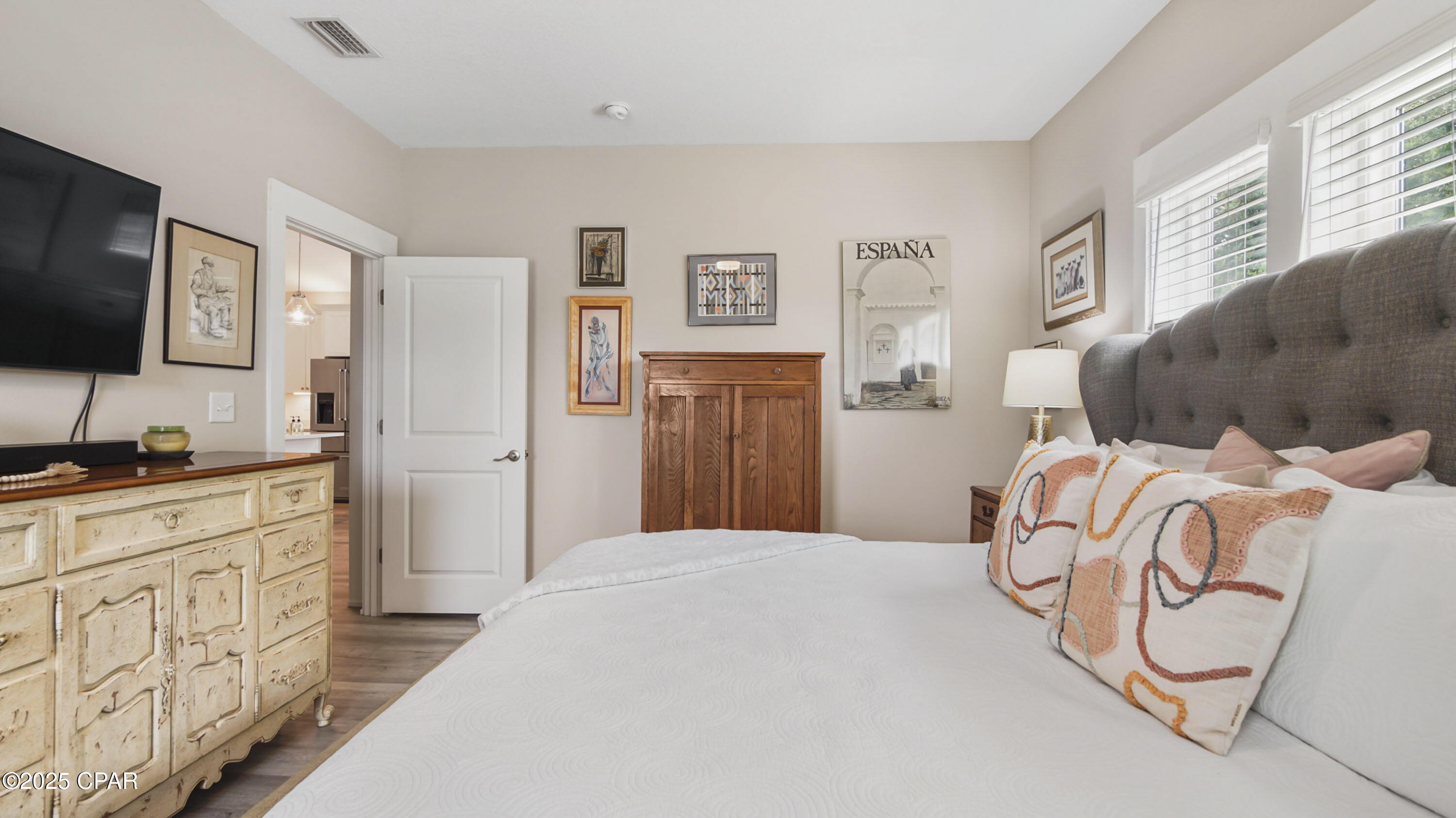 Image 16 For 122 Sea Breeze Circle