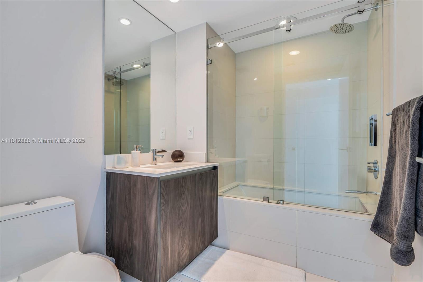 3131 NE 7th Ave #2503, Miami FL 33137