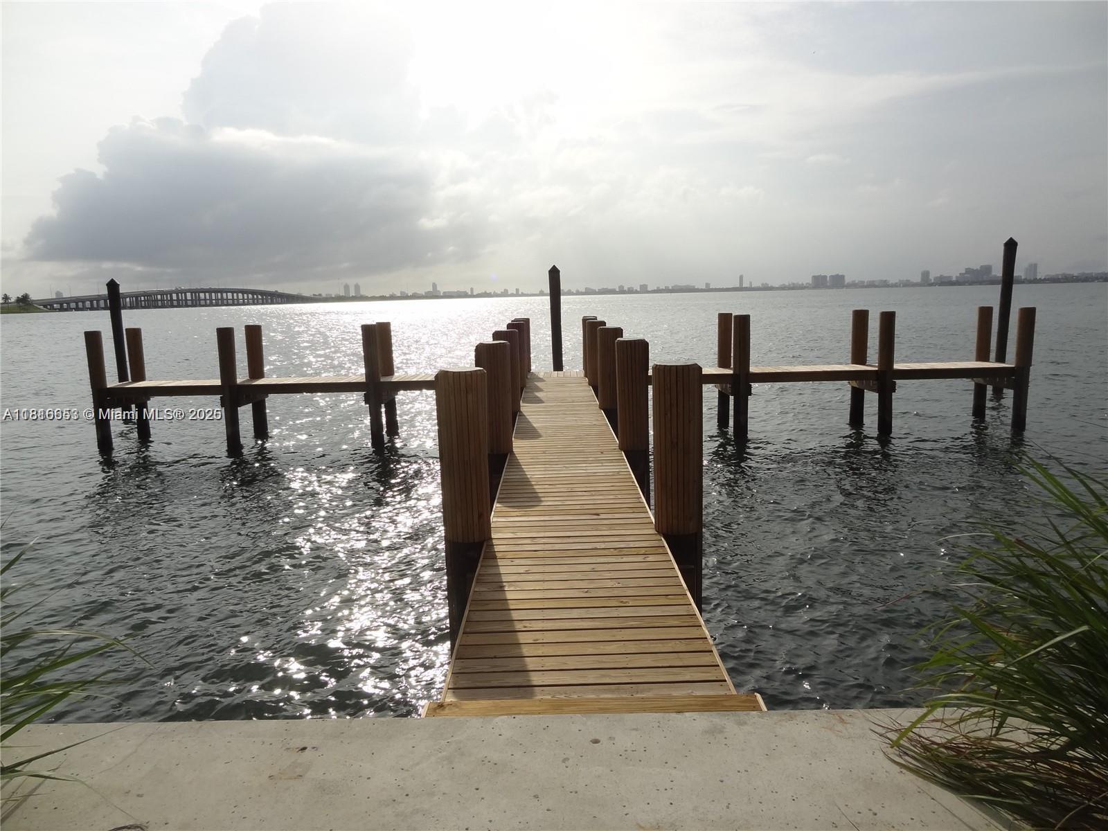 3131 NE 7th Ave #1702, Miami FL 33137