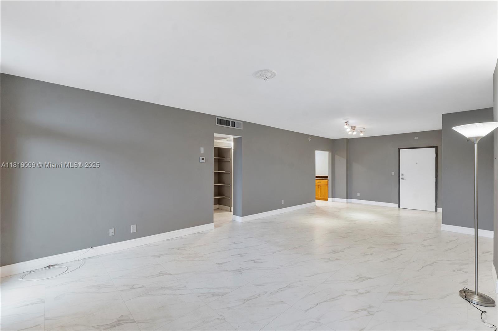 90 Edgewater Dr #305, Coral Gables, Florida image 12