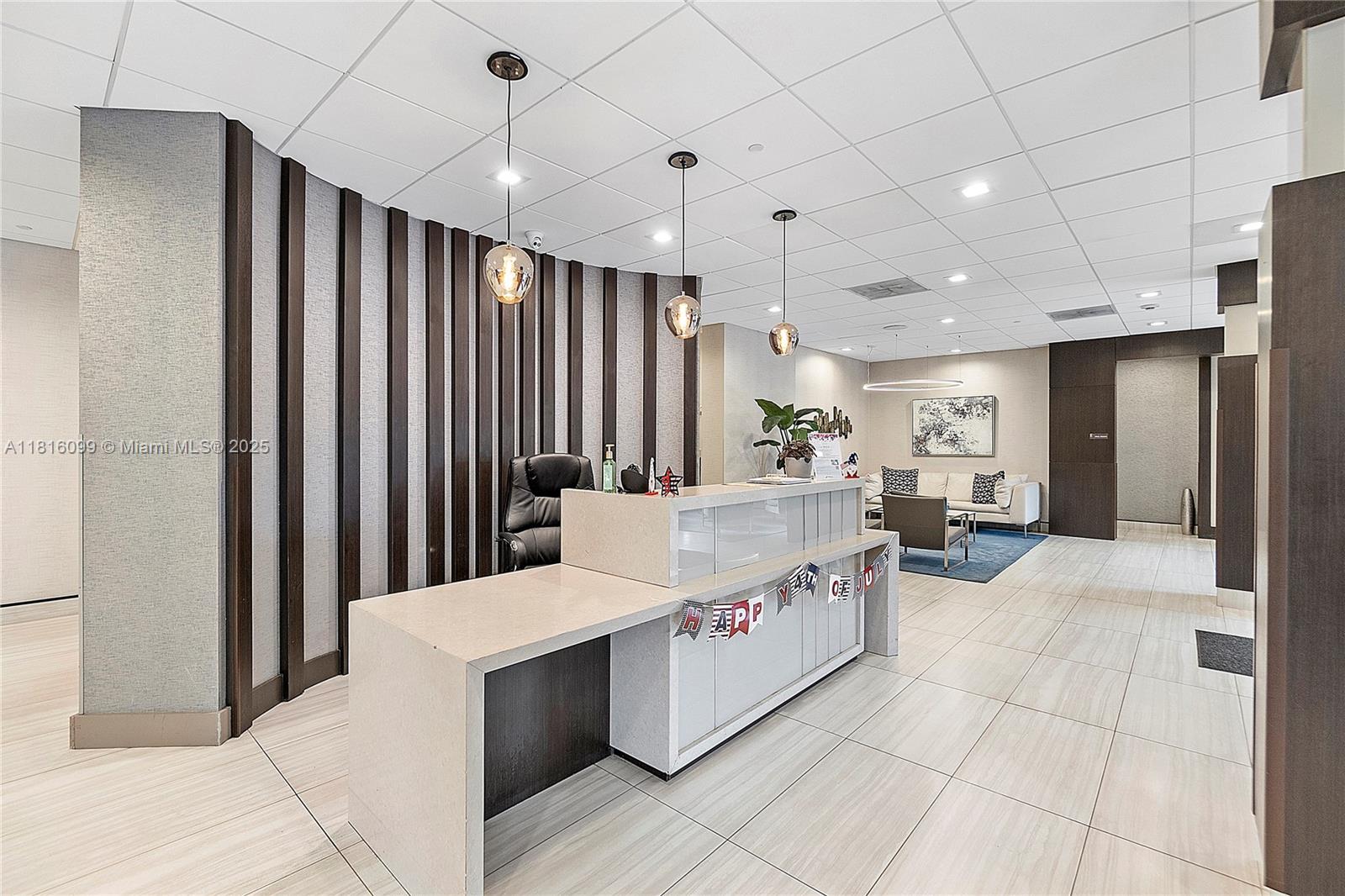 90 Edgewater Dr #305, Coral Gables, Florida image 25