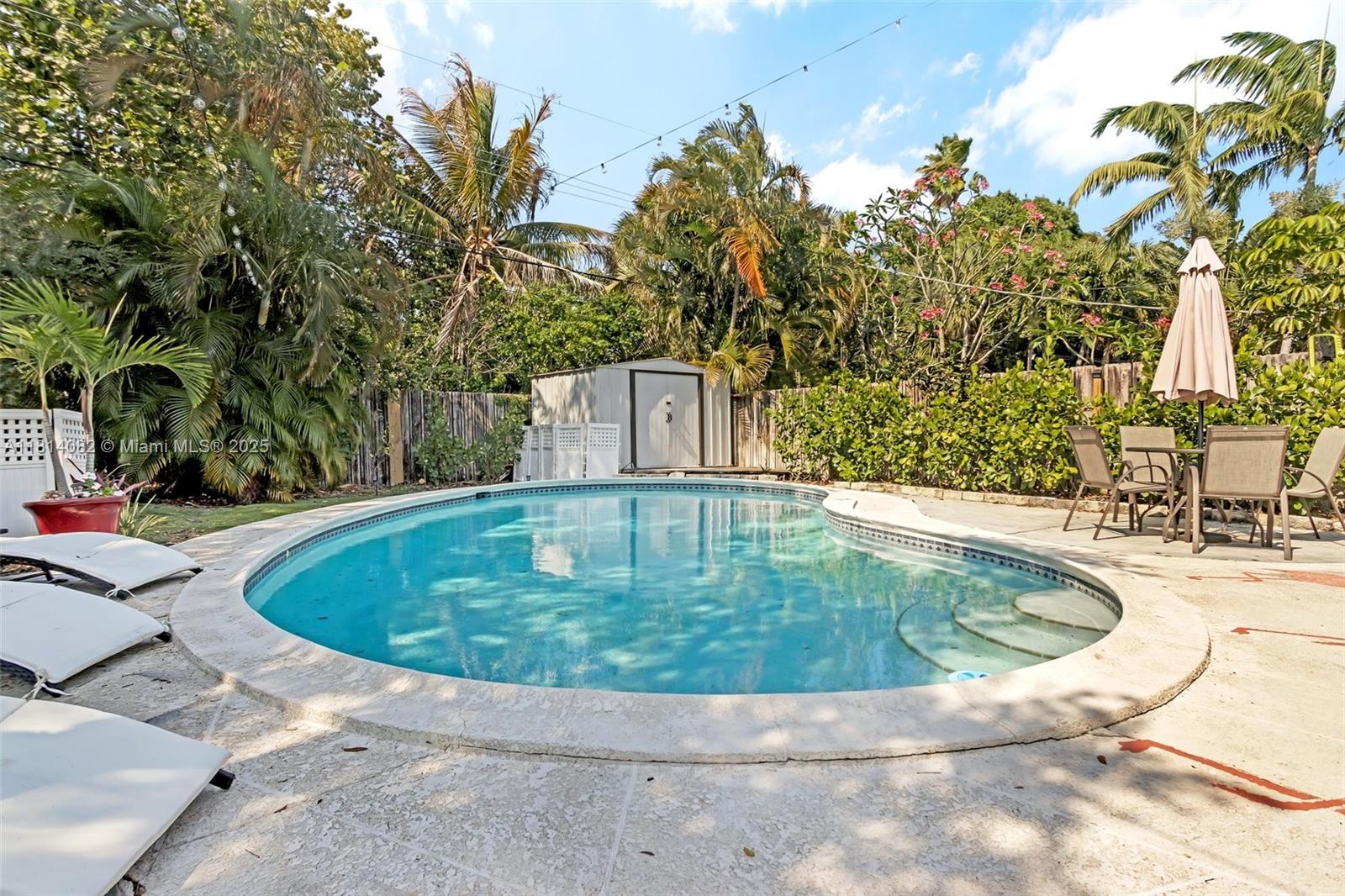 1547 NE 38th St, Oakland Park, Florida image 14