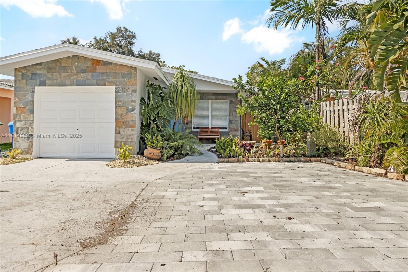 1547 NE 38th St, Oakland Park, Florida image 16