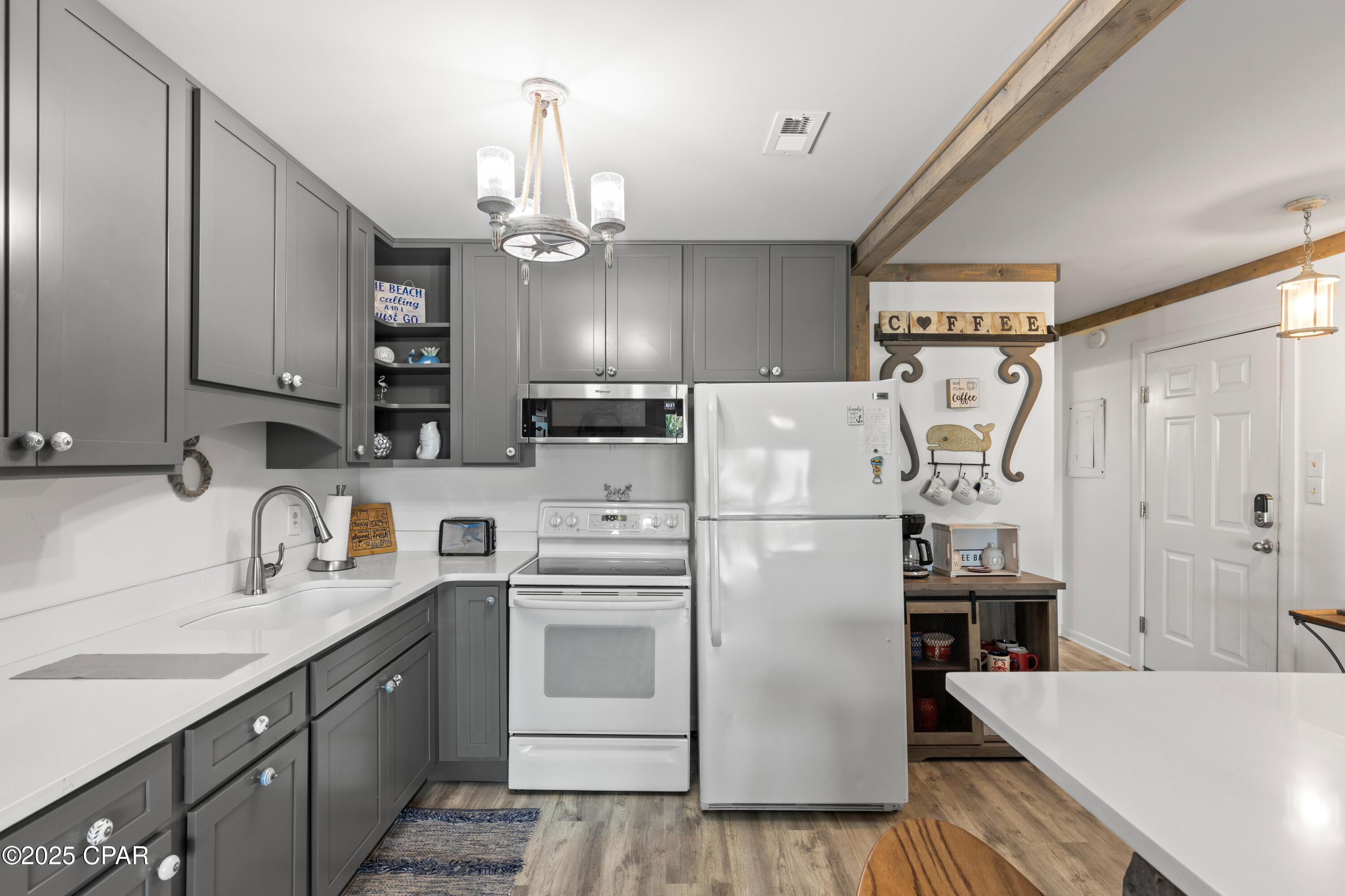 Image 4 For 3600 Thomas Drive C205