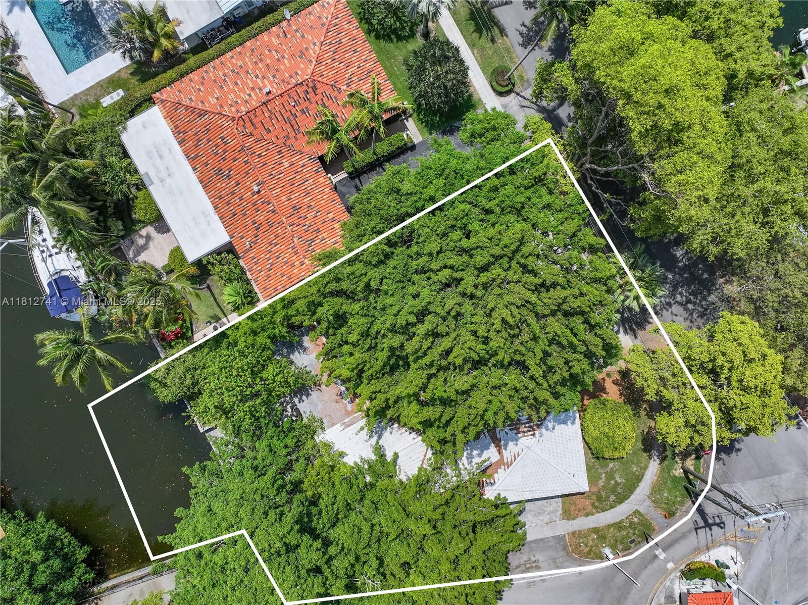1805 Ixora Rd, North Miami, Florida image 18