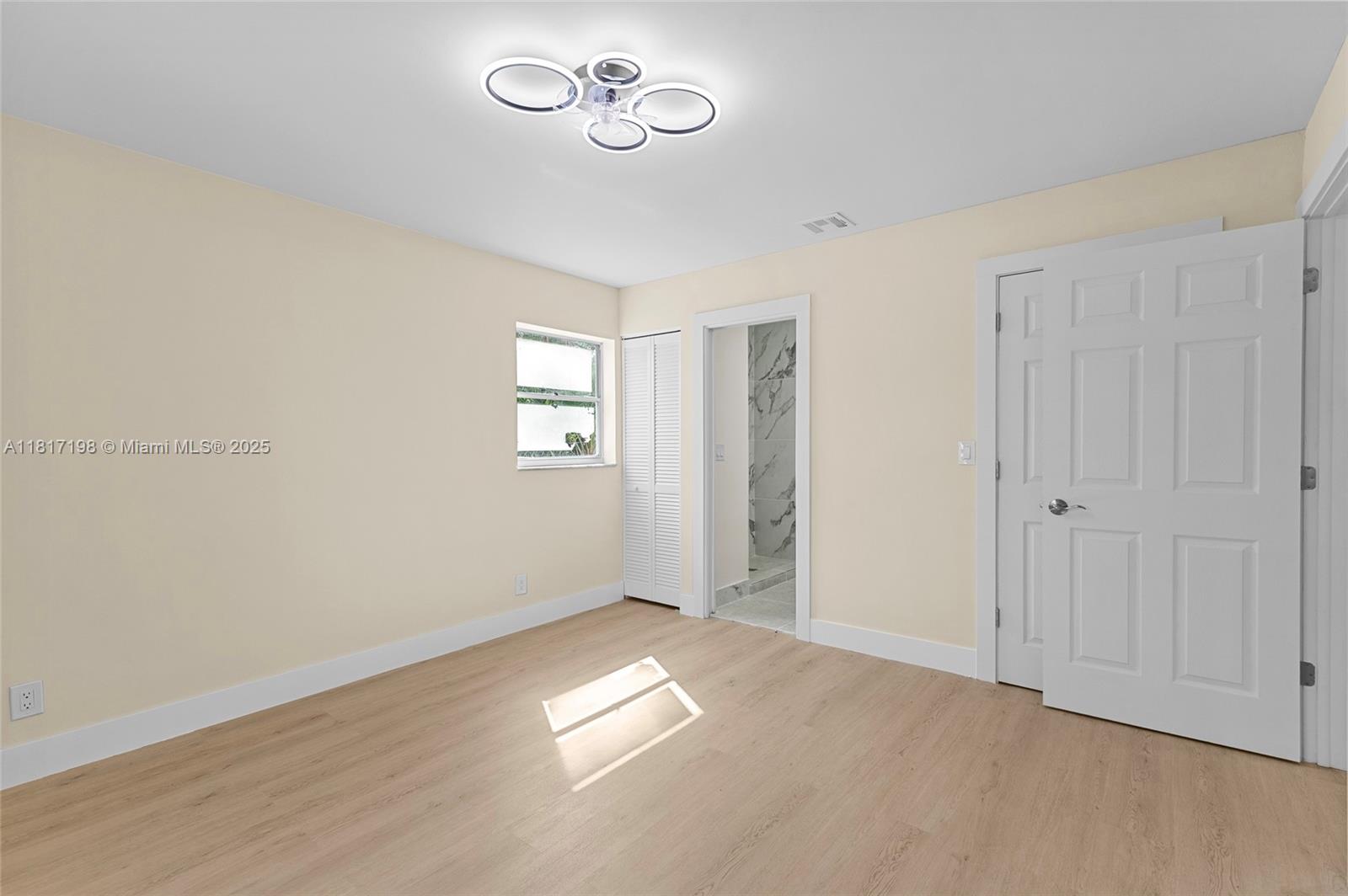 8510 SE Citrus Way, Hobe Sound, Florida image 13