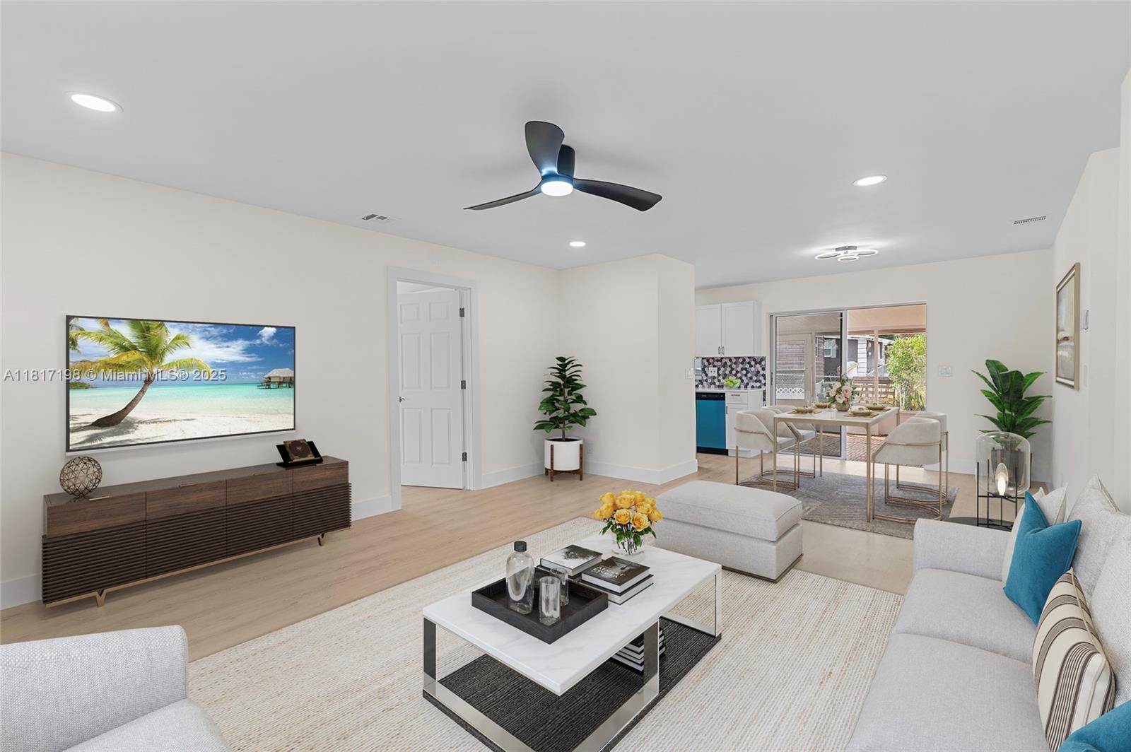 8510 SE Citrus Way, Hobe Sound, Florida image 2
