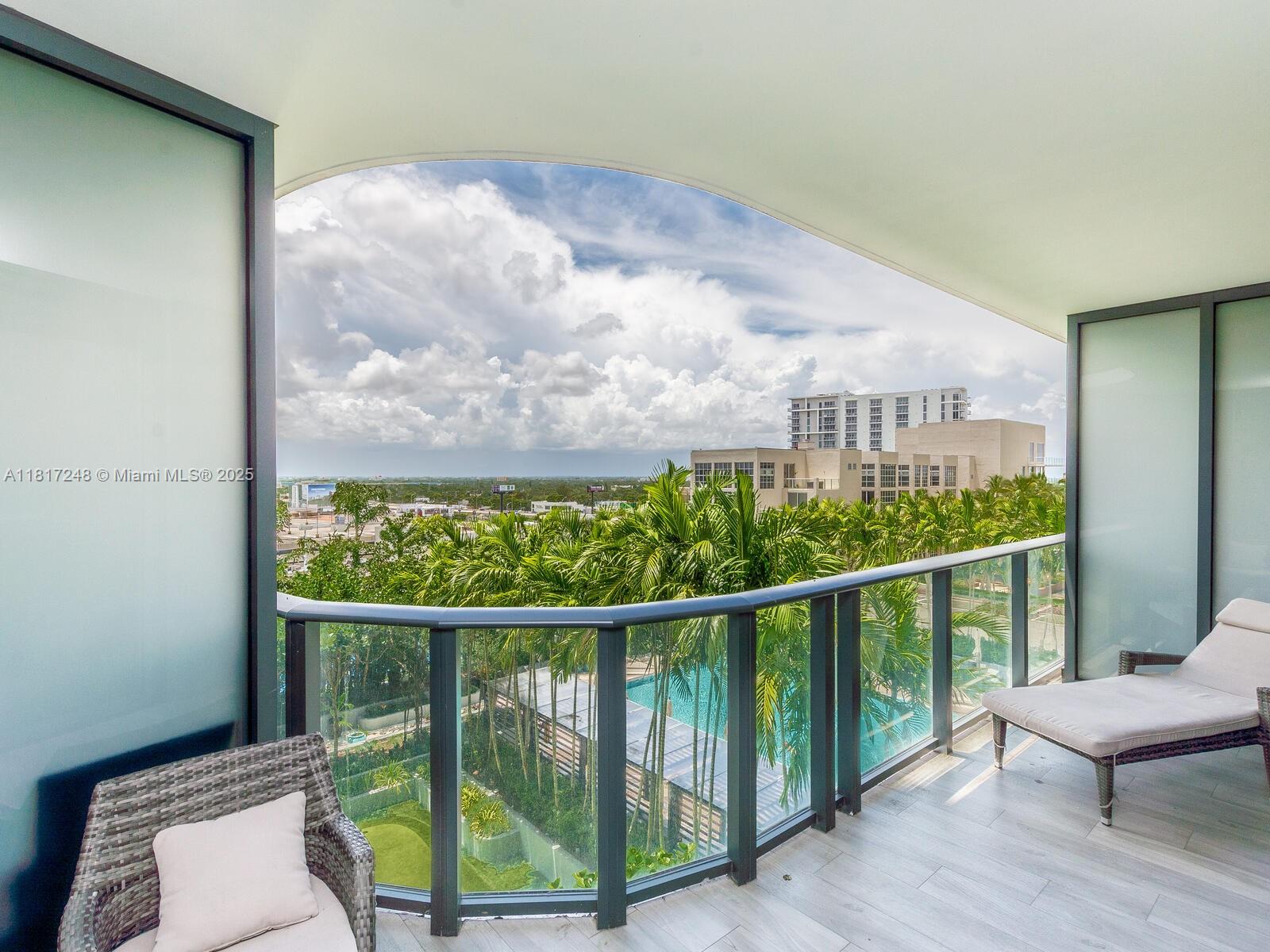 121 NE 34th St #1014, Miami FL 33137
