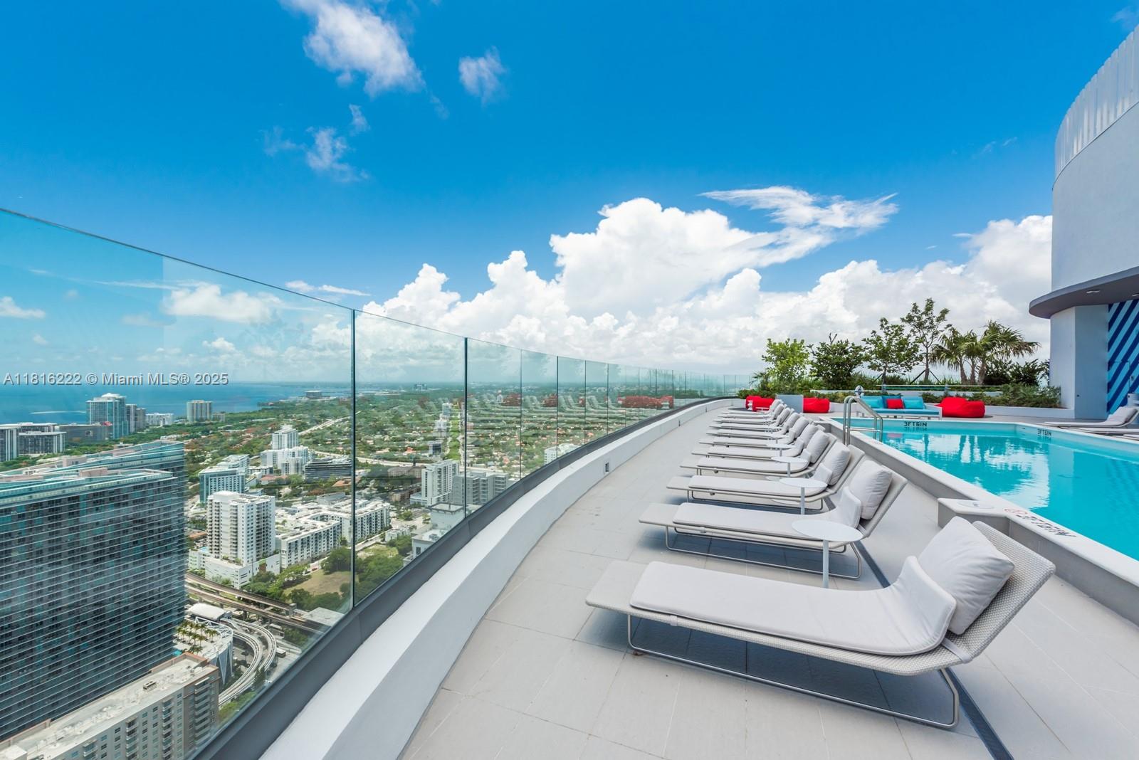 45 SW 9th St #4006, Miami FL 33130