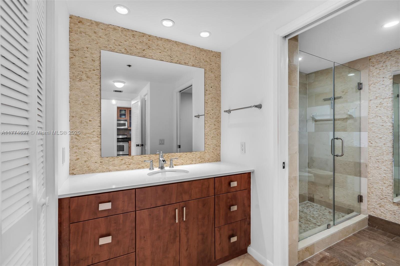 1581 Brickell Ave #808, Miami FL 33129