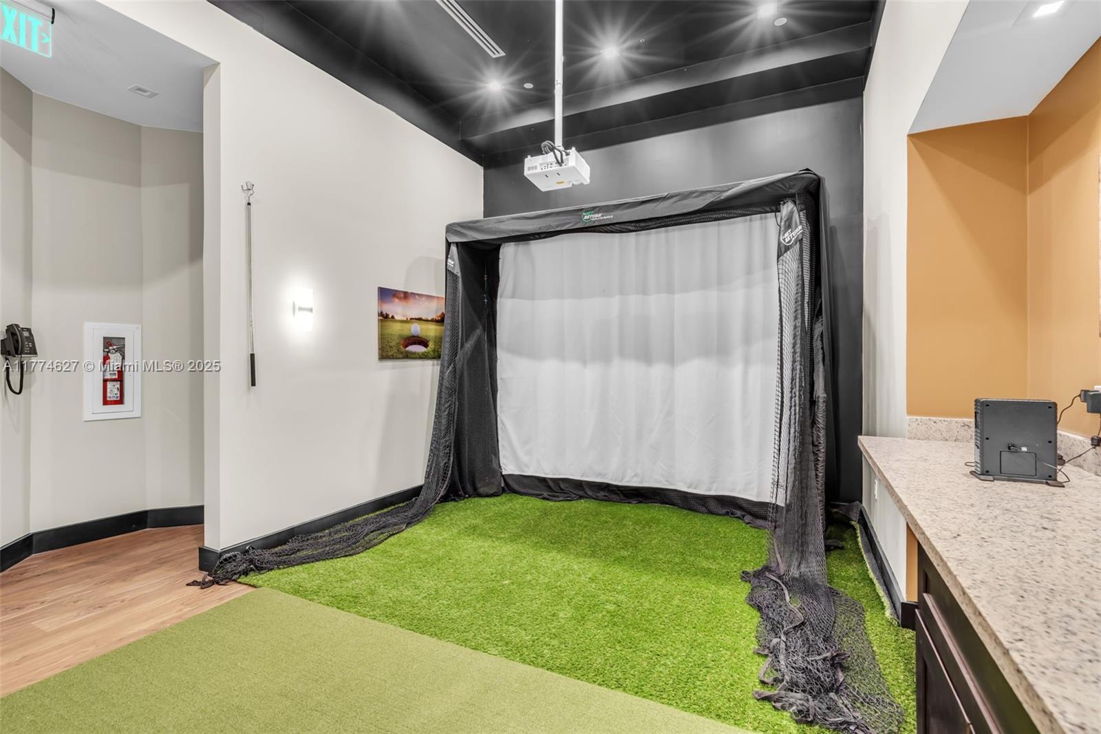 1581 Brickell Ave #808, Miami FL 33129