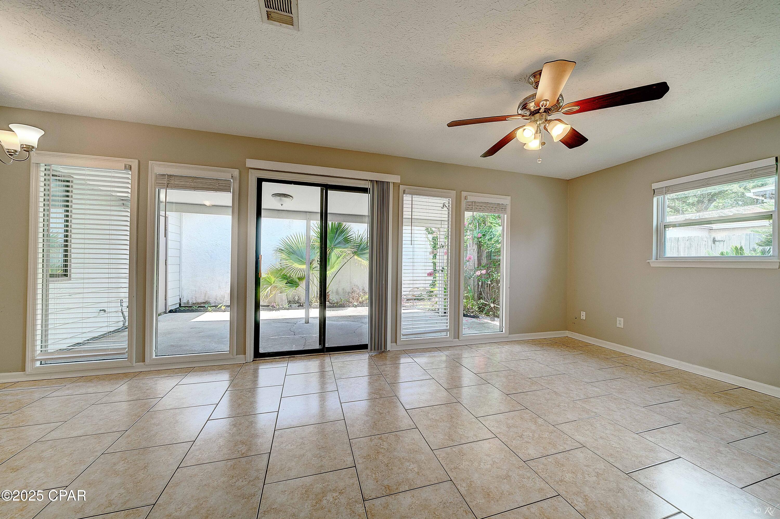 Image 10 For 815 Premier Drive