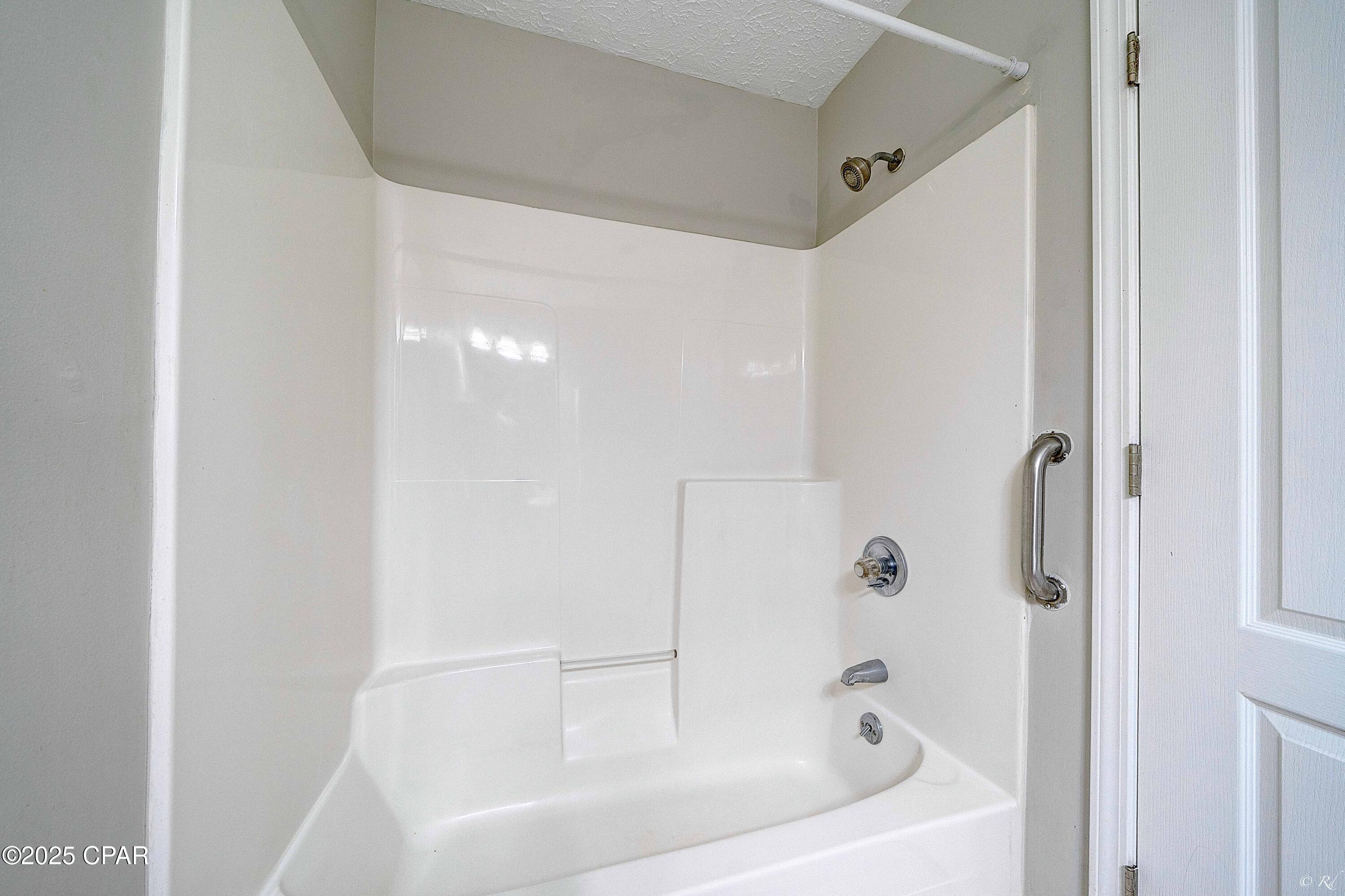 Image 16 For 815 Premier Drive