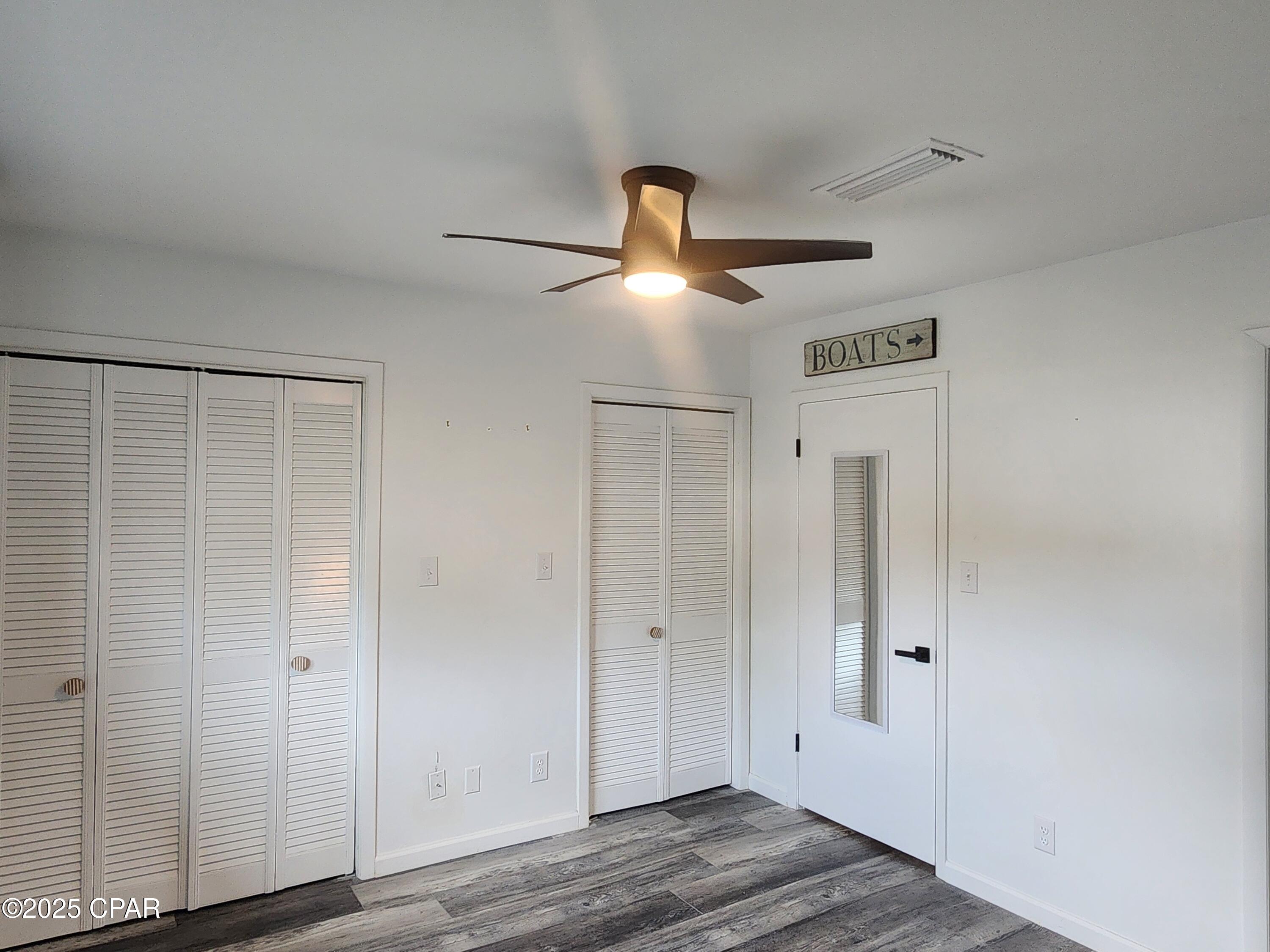 Image 19 For 6901 Lagoon Drive 15