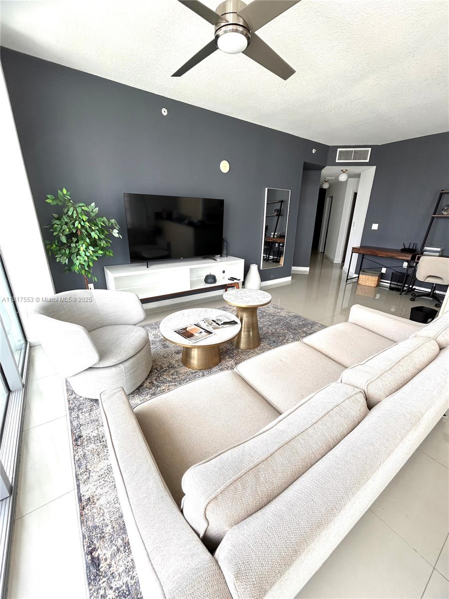 Condo for Rent in Miami, FL