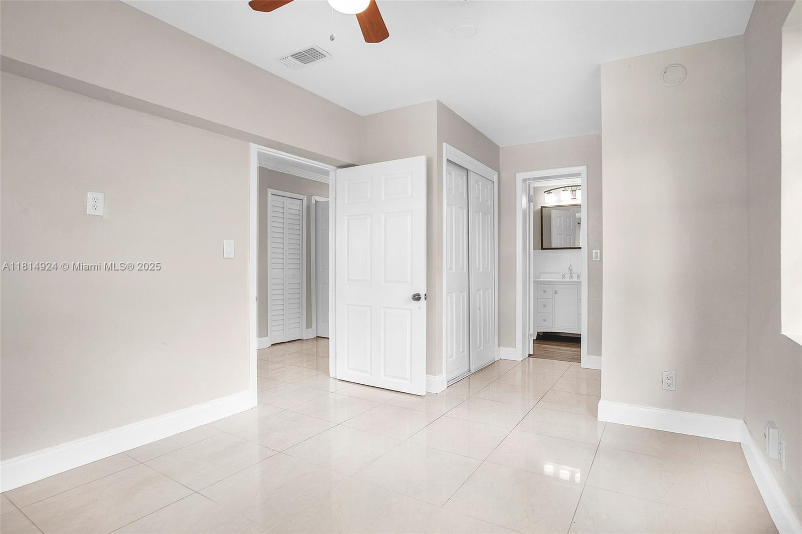 5433 NE 1st Ave, Oakland Park, Florida image 19
