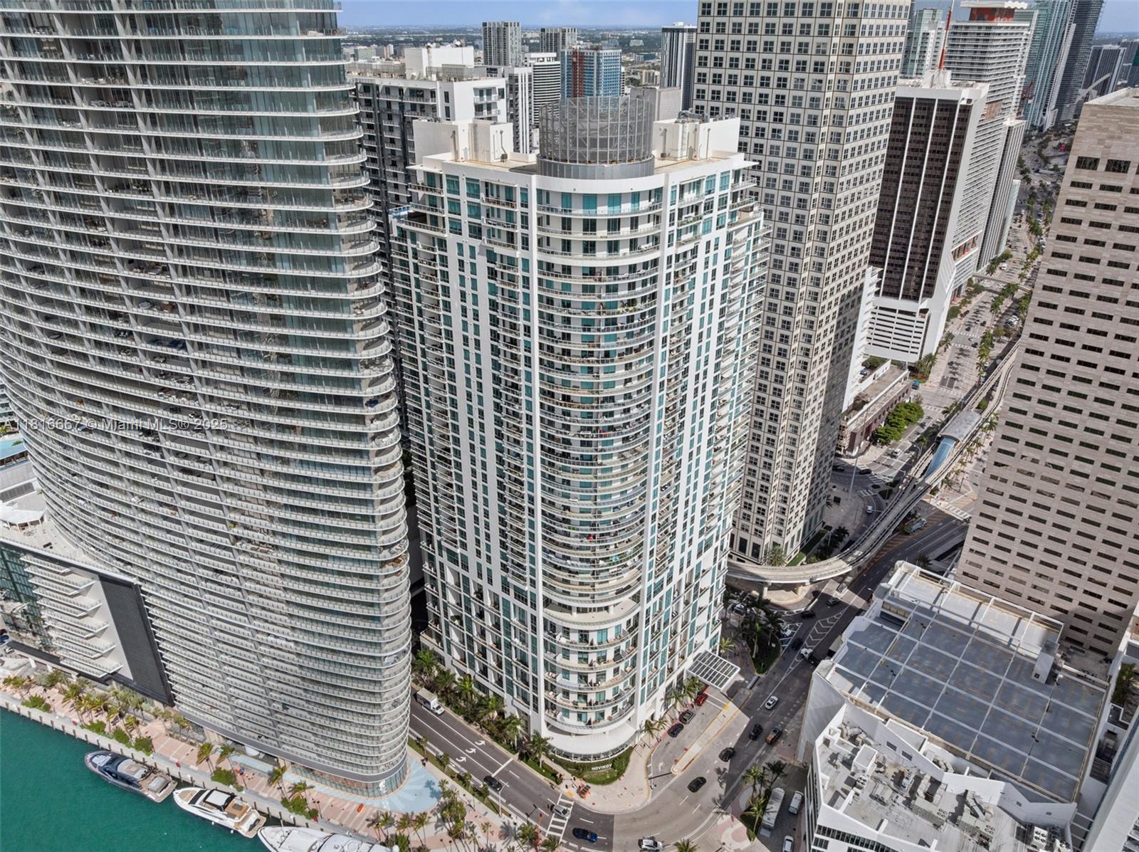 300 S Biscayne Blvd #L-802, Miami FL 33131