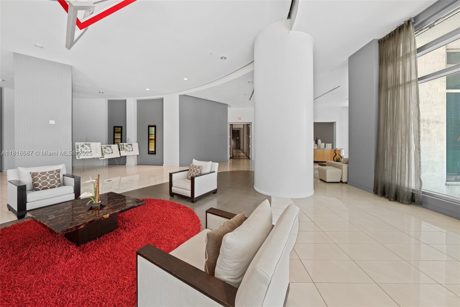 300 S Biscayne Blvd #L-802, Miami FL 33131