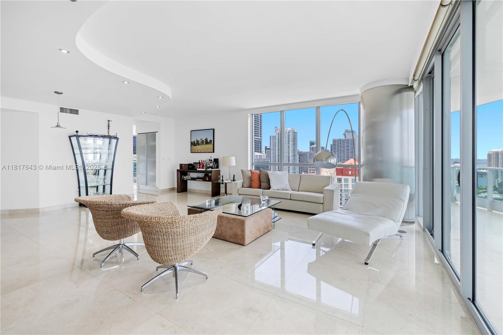 1331 Brickell Bay Dr #4001, Miami FL 33131