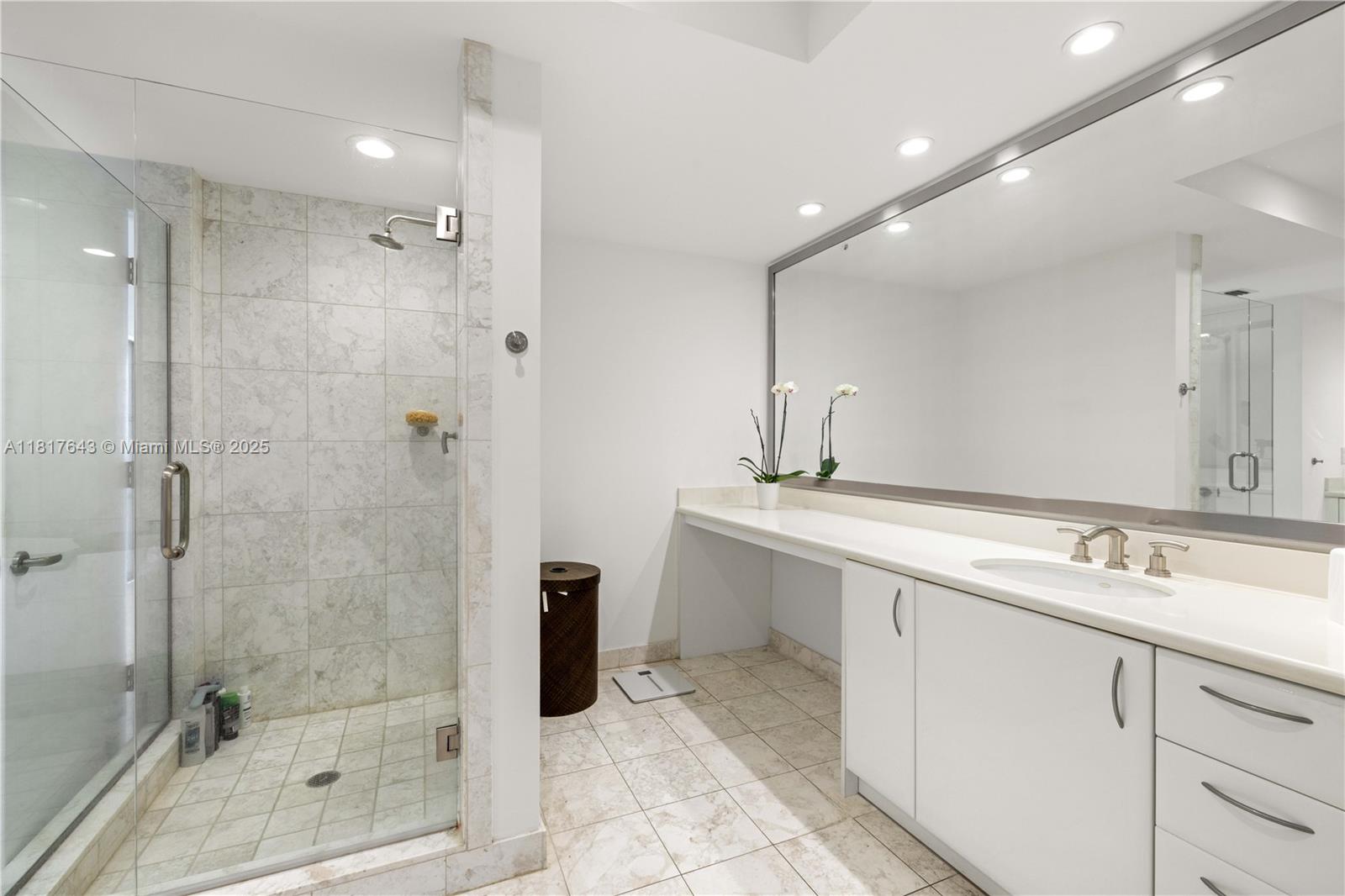 1331 Brickell Bay Dr #4001, Miami FL 33131