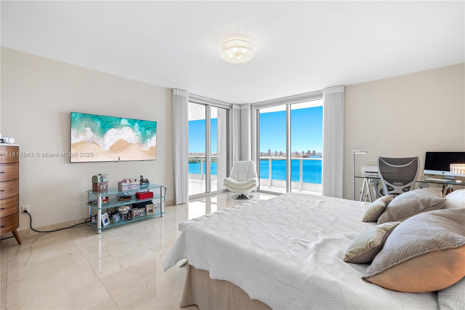 1331 Brickell Bay Dr #4001, Miami FL 33131