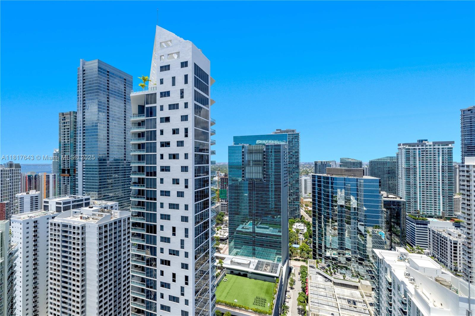 1331 Brickell Bay Dr #4001, Miami FL 33131