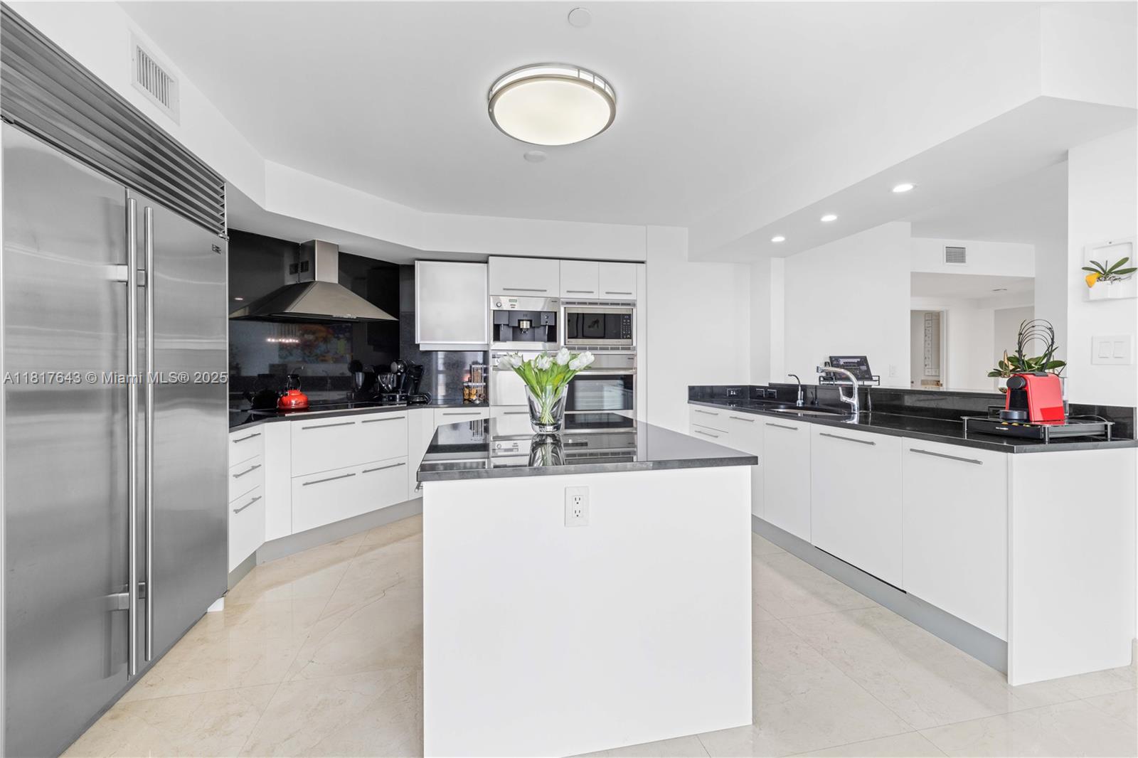 1331 Brickell Bay Dr #4001, Miami FL 33131