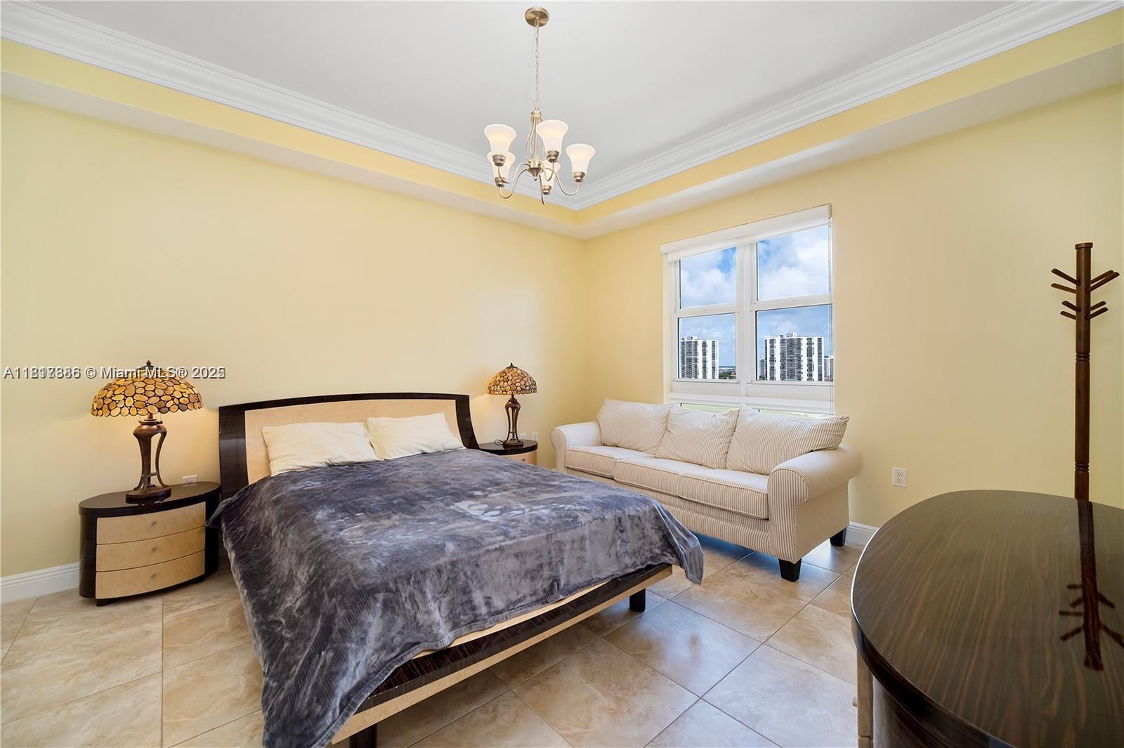 19900 E Country Club Dr #TS18, Aventura FL 33180
