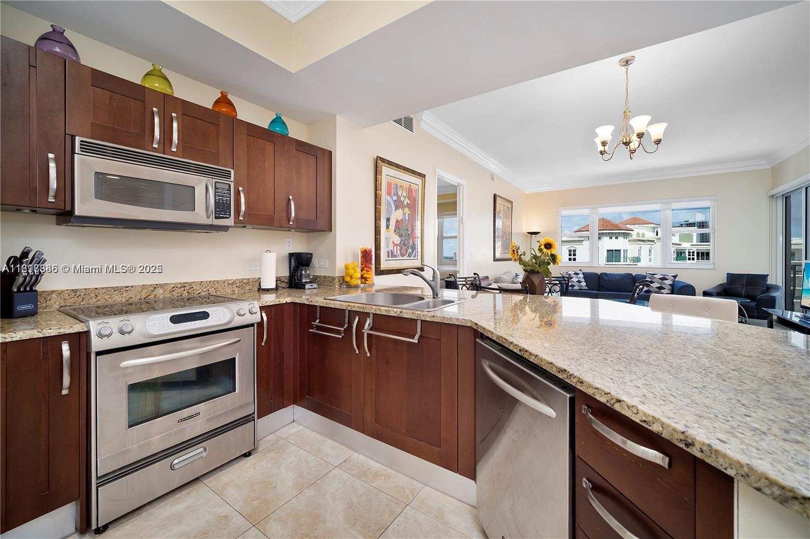 19900 E Country Club Dr #TS18, Aventura FL 33180