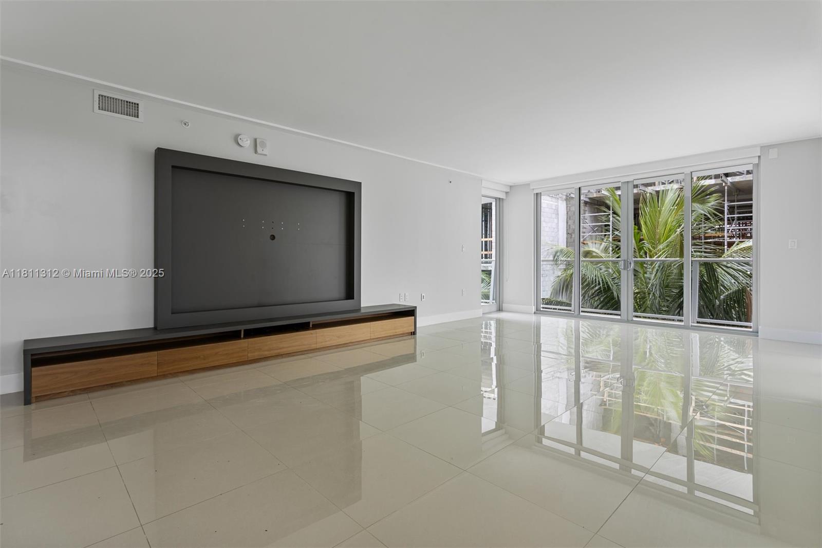 1150 101st St #303, Bay Harbor Islands, Florida image 4