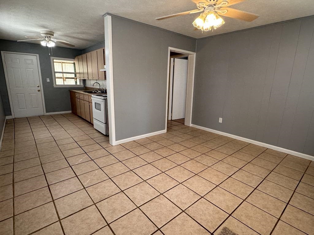 316 W Florida Street, Perry, Florida image 14