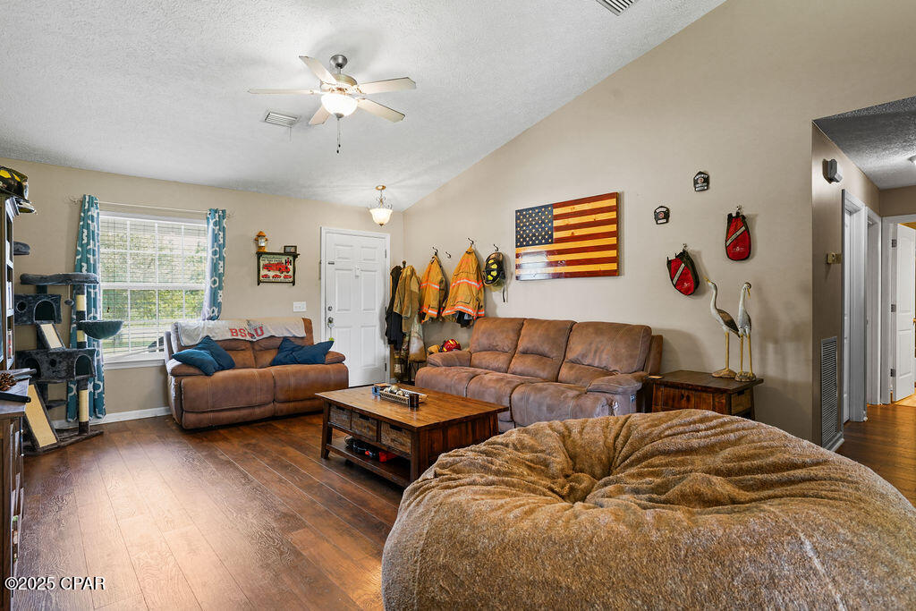 Image 9 For 2411 Volusia Avenue