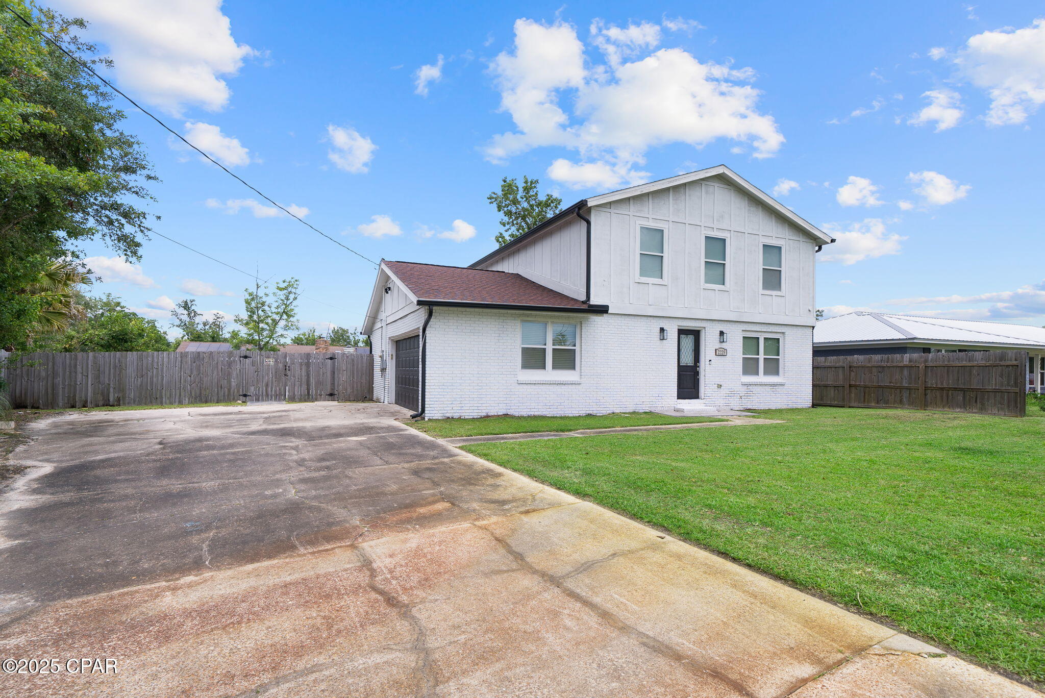 2229 Amhurst Street, Lynn Haven, Florida image 2