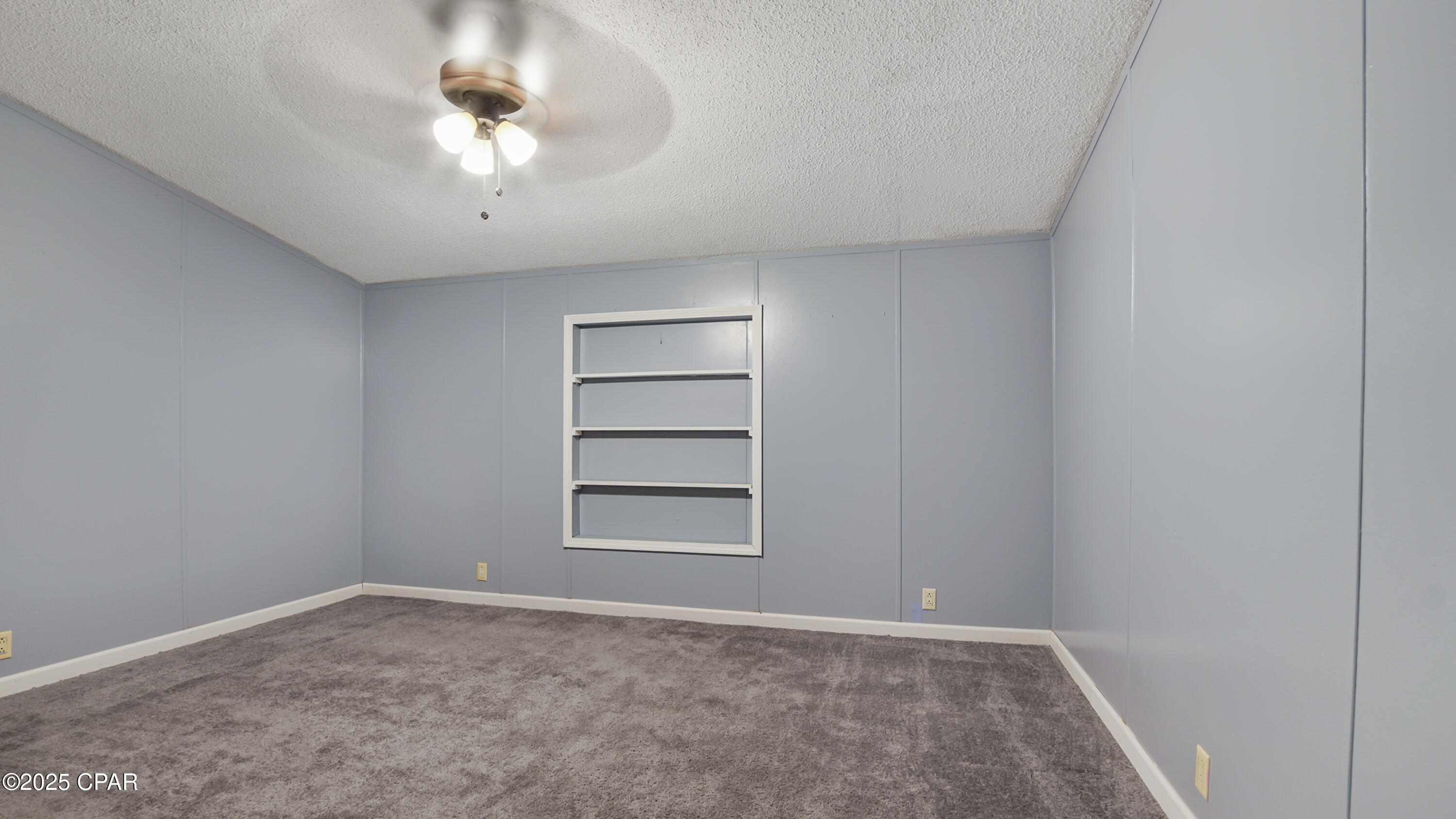 8819 Kiwi Lane, Youngstown, Florida image 21