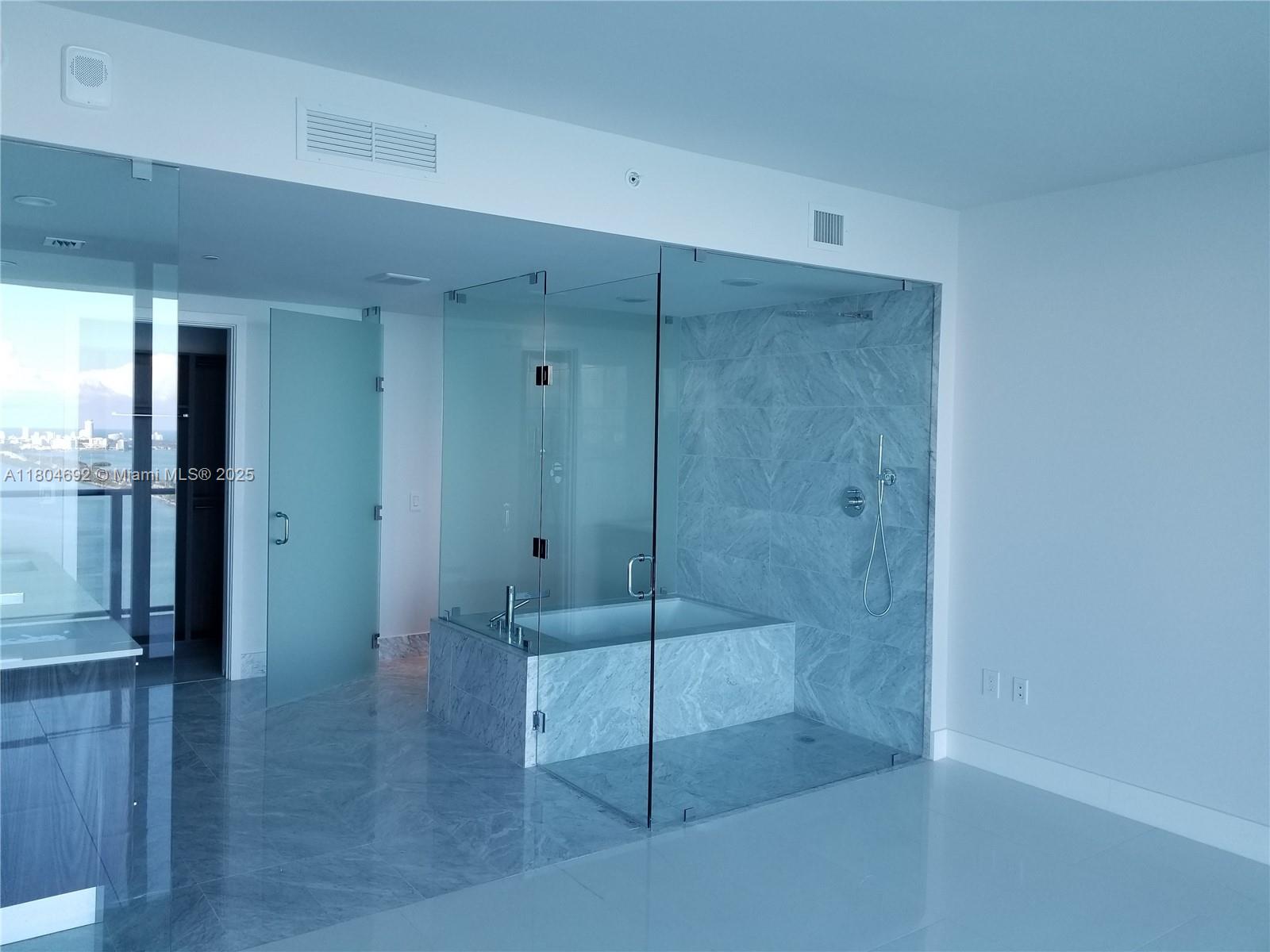 3131 NE 7th Ave #3702, Miami FL 33137