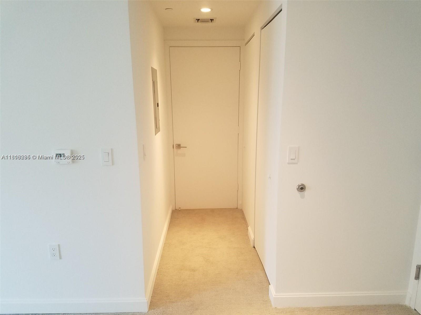 45 SW 9th St #2907, Miami FL 33130