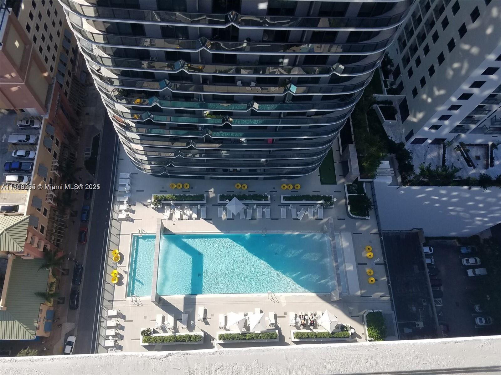 45 SW 9th St #2907, Miami FL 33130