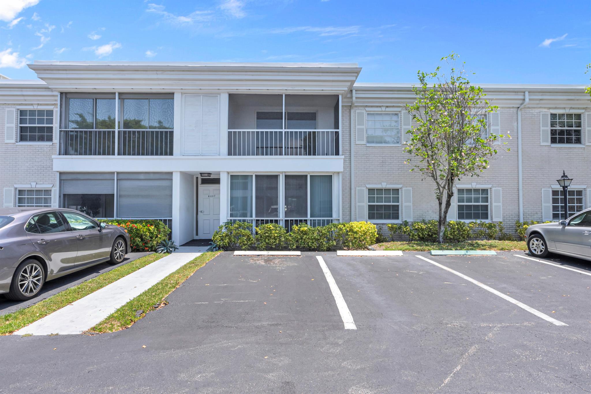 Exceptional Opportunity in a Gated Community - Ideal for Living or as InvestmentDiscover the perfect combination of comfort, value, and location in this beautifully maintained unit, situated in a secure and desirable gated community. Whether you're looking for a primary residence or an income-generating investment, this property checks all the boxes.Immediate Rental Flexibility:Investors take note: this unit can be rented out right away, with the flexibility to lease it twice per year--making it a strong income opportunity from day one.Stunning Water Views & Best Price:Enjoy sweeping water views at the best price available for any unit with this view in the community. It's a rare find that offers both serenity and value. Move-In Ready:
The unit has been tastefully updated in recent years and requires no renovations. It's ready for immediate occupancy&#x14;just bring your personal touch.

Resort-Style Amenities:
The community offers a full suite of amenities to enhance your lifestyle, including a pool, clubhouse, fitness center, and more.

Prime Location:
Conveniently located close to shopping centers, dining options, and only a short drive from the beach. Plus, you're just minutes from the vibrant heart of Fort Lauderdale&#x14;home to upscale restaurants, the iconic Las Olas Boulevard, and an exciting nightlife scene.

Don't miss this exceptional opportunity to own a piece of South Florida living at its best.