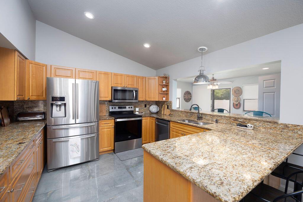 Homes for sale in Jensen Beach, FL | 801 Ne Zebrina Senda, Jensen Beach, FL 34957 | MLS# R11097735