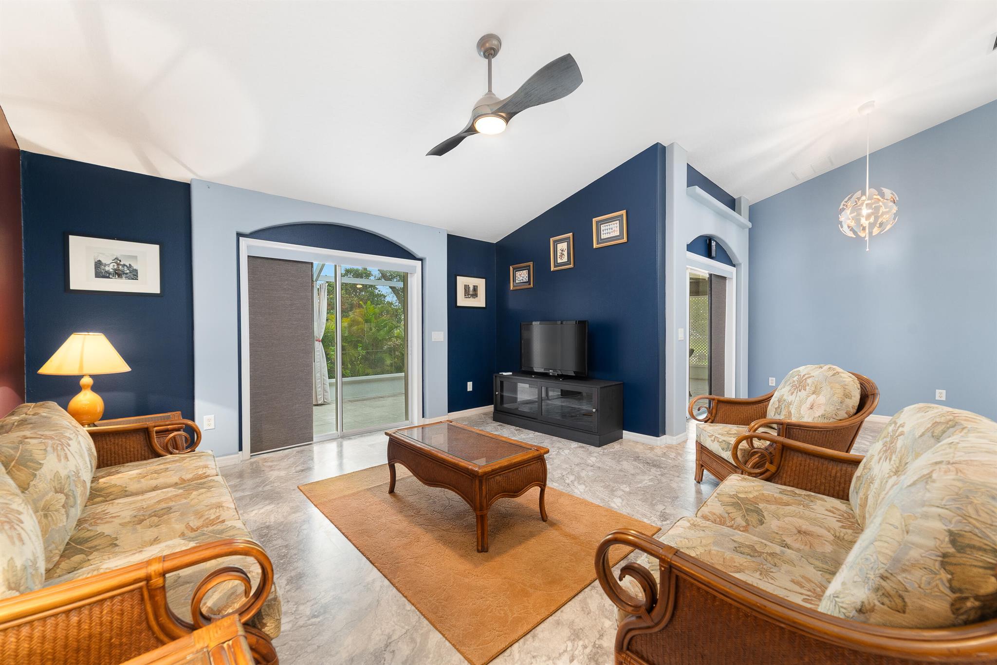 Homes for sale in Vero Beach, FL | 8185 98Th Court, Vero Beach, FL 32967 | MLS# R11097748