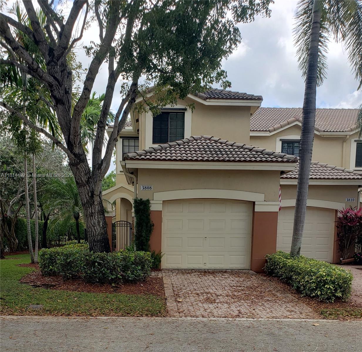 Property photo # 4