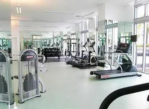 350 S Miami Ave #1812, Miami FL 33130