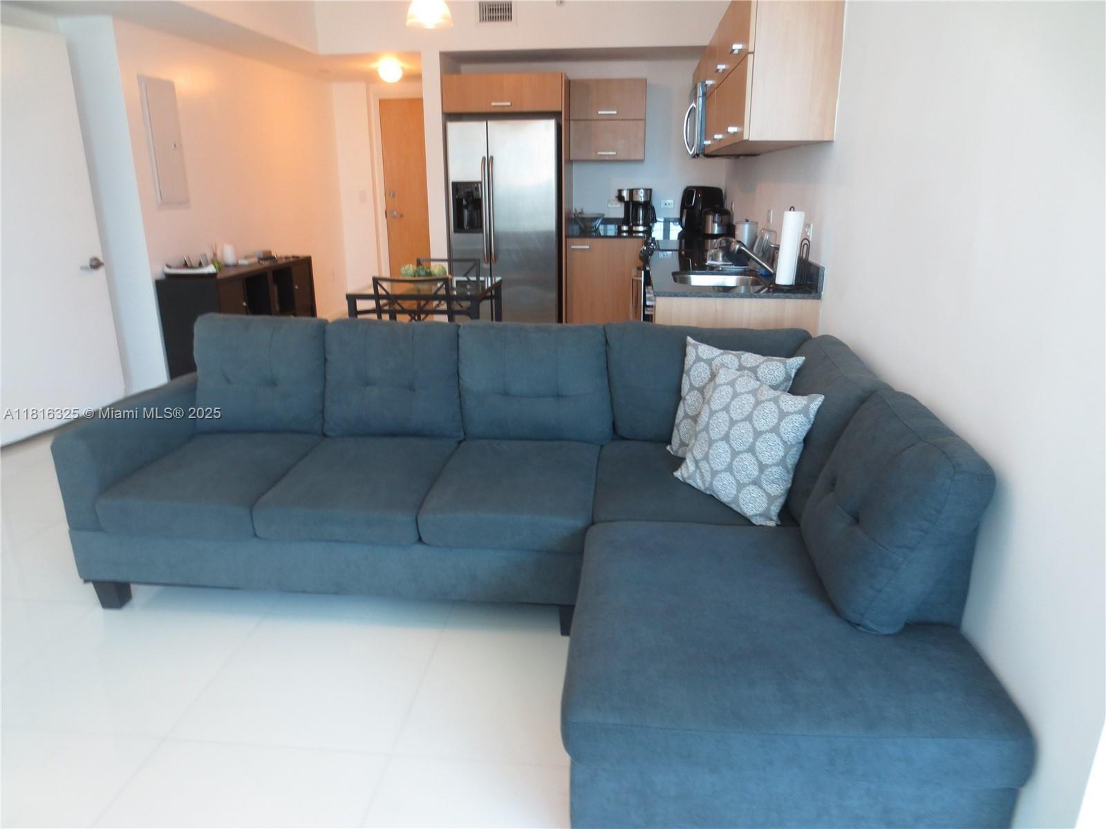 350 S Miami Ave #1812, Miami FL 33130