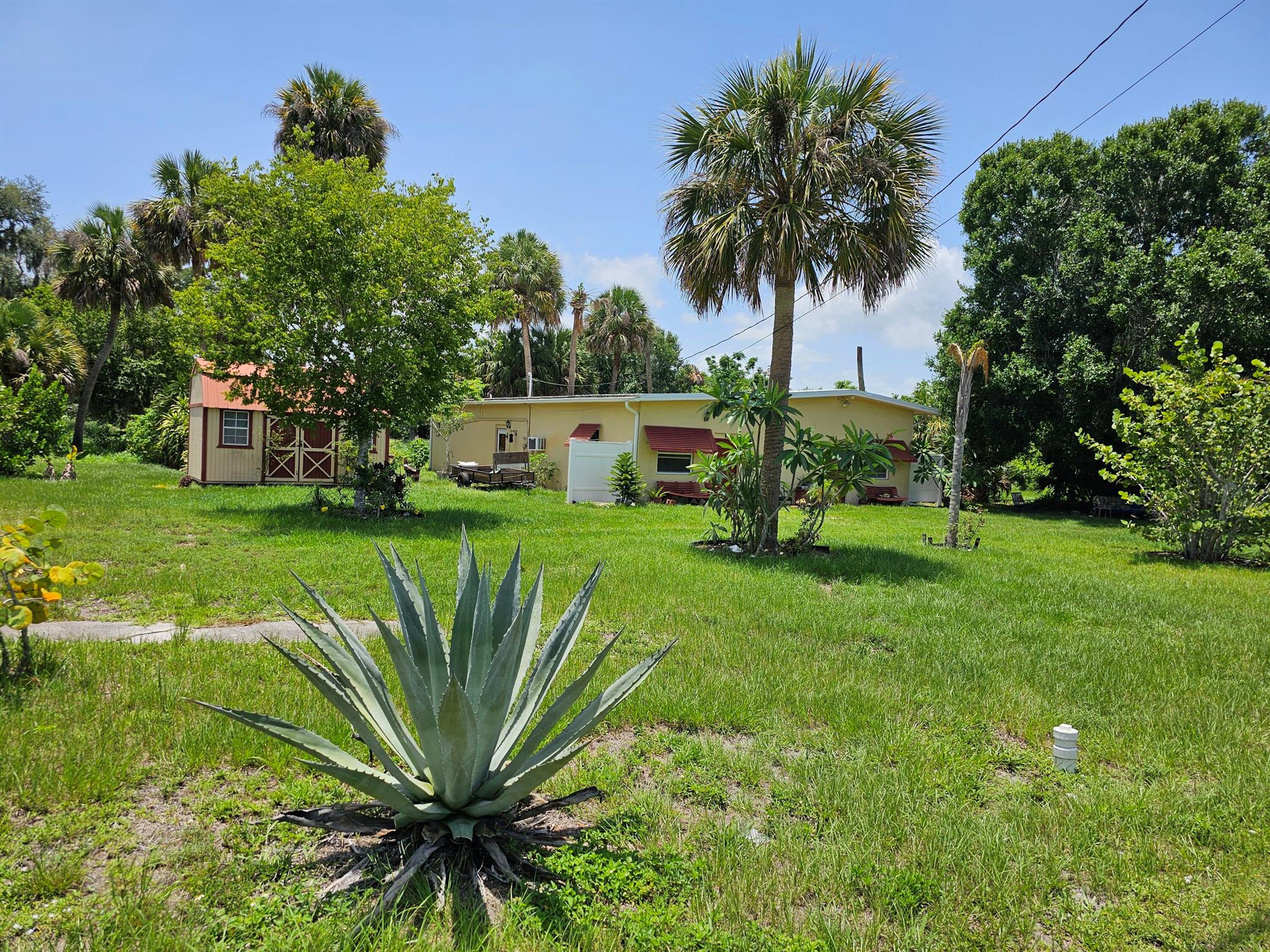 Homes for sale in Okeechobee, FL | 404 Se 10Th Avenue, Okeechobee, FL 34974 | MLS# R11097796