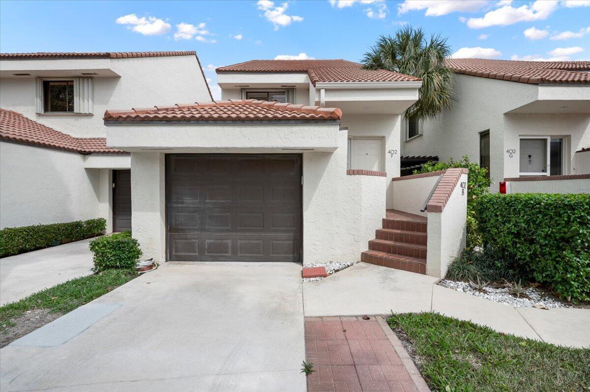 Image to showcase the property located at 402 Sea Oats Drive F